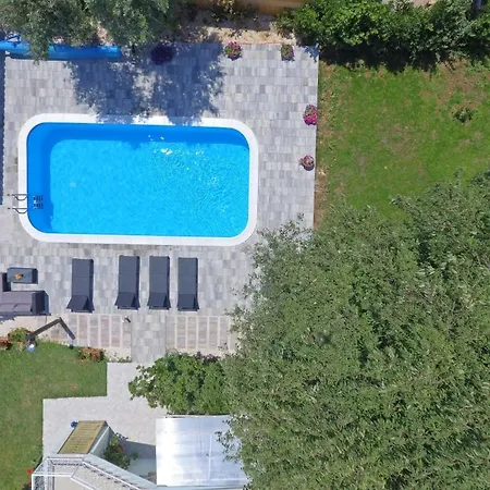 877-3 Bibinje