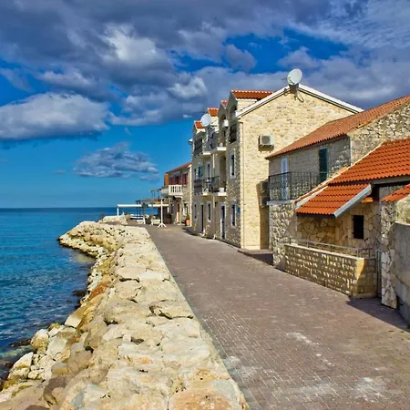 877-3 Bibinje