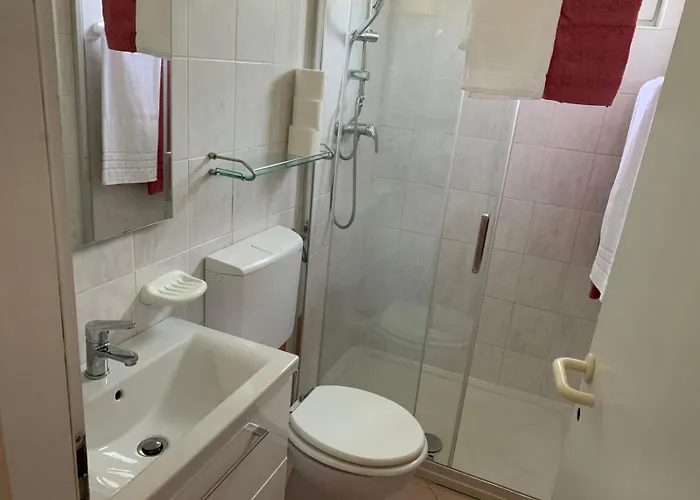 877-3 Appartamento Bibinje
